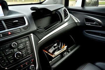 Opel Mokka I SUV 1.4 Turbo ECOTEC 140KM 2014 Opel Mokka 1,4 Turbo 140Km Skóra Grzana Kiera, zdjęcie 24