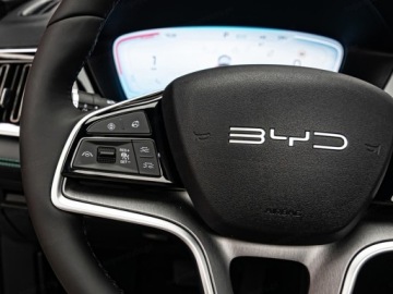BYD Seal U 2026 BYD Seal U DM-i Design AWD Suv 1.5 (324KM) 2026, zdjęcie 9