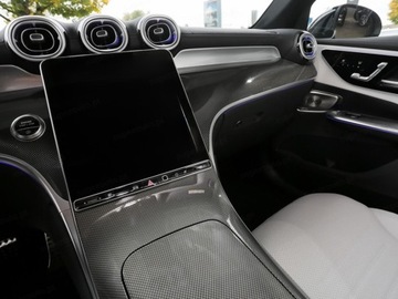 Mercedes GLC C254/X254 2025 MERCEDES-BENZ GLC 300 e 4-Matic AMG Line 2.0 (360KM) 2025, zdjęcie 6