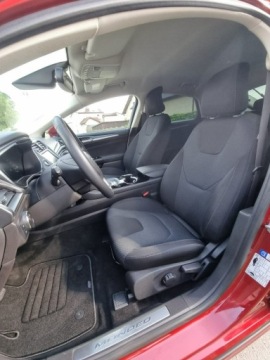 Ford Mondeo V Sedan 2.0 TDCi 150KM 2017 Ford Mondeo 2.0TDCI Titanium / Ruby red / Kamera /, zdjęcie 7