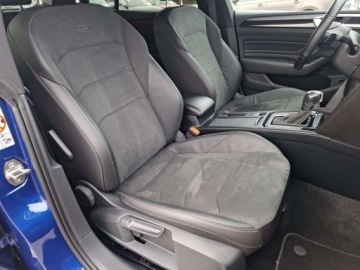 Volkswagen Arteon Fastback Facelifting 2.0 TSI 190KM 2023 Volkswagen Arteon R-Line DSG 2,0 TSI 190KM FV23 2.0 Benzyna 190KM, zdjęcie 11