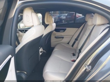 Mercedes Klasa C W206 2023 Mercedes-Benz Klasa C 300 4Matic 2023 2.0 Benzyna 255KM, zdjęcie 12