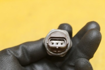 CZUJNIK CIŚNIENIA PALIWA 2.0 D LEGACY IV