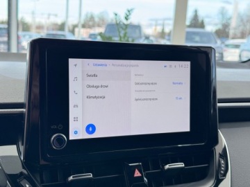 Toyota Corolla XII TS Kombi Facelifting 2.0 Hybrid Dynamic Force 196KM 2022 Toyota Corolla Comfort + Tech + Style / Kamera cof, zdjęcie 32