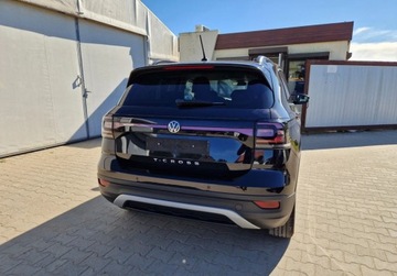 Volkswagen T-Cross SUV 1.0 TSI 115KM 2019 Volkswagen T-Cross Bezwypadkowy , Komplet Kluczy Niski Przebieg , po awari, zdjęcie 26