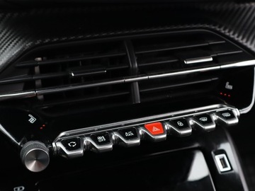 Peugeot 208 II Hatchback 1.2 PureTech 102KM 2021 Peugeot 208 1.2 PureTech, Salon Polska, zdjęcie 16