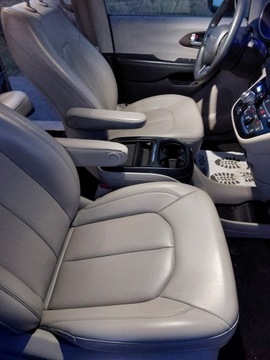 Chrysler Pacifica II 3.6 V6 291KM 2021 CHRYSLER GRAND VOYAGER = PACIFICA 3,6 V6, zdjęcie 17