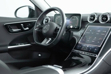 Mercedes Klasa C W206 Limuzyna 2.0 220d 200KM 2023 Mercedes-Benz Klasa C 220D 4Matic AMG Salon PL Autotrade Mercedes-Benz, zdjęcie 27