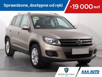 Volkswagen Tiguan I SUV Facelifting 2.0 TDI CR DPF BlueMotion 140KM 2015 VW Tiguan 2.0 TDI, Salon Polska, Serwis ASO, 4X4