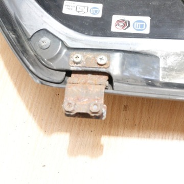 5618 Крышка багажника правая Правая 12-17 Honda Goldwing GL 1800