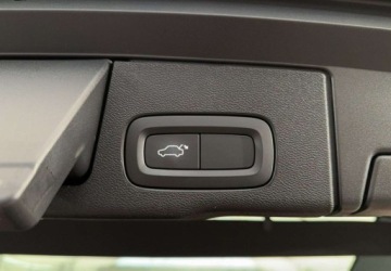 Volvo XC60 II Crossover T5 250KM 2020 Volvo XC 60 VAT 23 Momentum Pro 2.0 B5 mHEV 250KM automat 2020 r., salon P, zdjęcie 15
