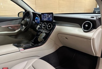 Mercedes GLC C253 SUV Facelifting 2.0 200d 163KM 2022 Mercedes-Benz GLC 4MATIC Salon Polska ASO FV 23 R-CARS Warszawa 2.0 Diesel, zdjęcie 8