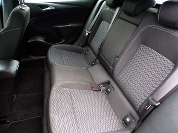 Opel Astra K Hatchback 5d 1.4 Turbo 125KM 2019 Opel Astra Led / Navi / Tablet / Kamera / 1.4 /, zdjęcie 26