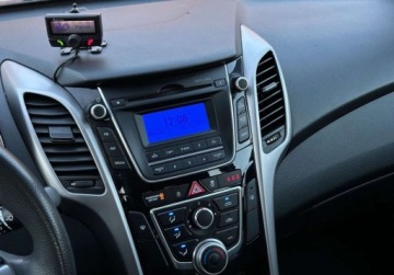 Hyundai i30 II Hatchback 3d 1.4 CRDi 90KM 2014 Hyundai i30 1.4 Diesel, Drugi Wlasciciel od nowosci 1.4 Diesel 90KM, zdjęcie 10