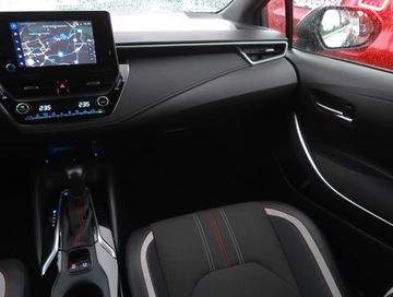 Toyota Corolla XII Sedan 1.8 Hybrid 122KM 2022 Toyota Corolla 1.8 Hybrid, Salon Polska, zdjęcie 7