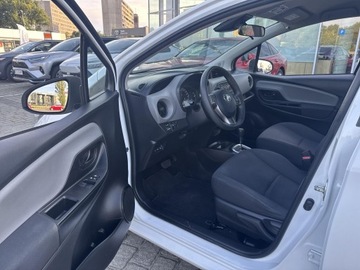 Toyota Yaris III Hatchback 5d Facelifting 2017 1.5 Hybrid 100KM 2019 Toyota Yaris Hybrid 100 Active III (2011-2019) Toy, zdjęcie 23