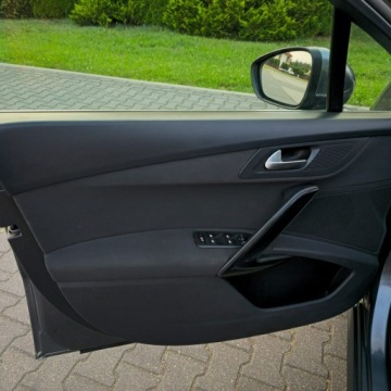 Peugeot 508 I SW 2.0 HDi FAP 140KM 2013 Peugeot 508 Diesel 2.0 HDi 140KM Panorama, Alufelg, zdjęcie 23