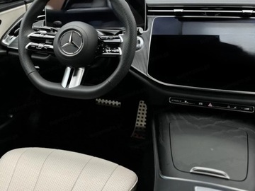 Mercedes Klasa E W214 2025 E Klasa 300 e 4-Matic AMG 2.0 (333KM) 2025, zdjęcie 4