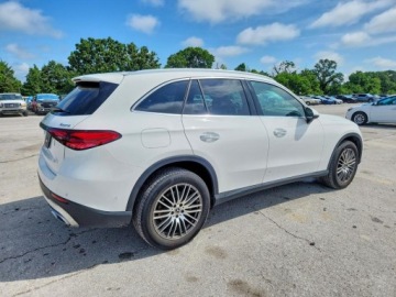Mercedes GLC C254/X254 2024 Mercedes-Benz GLC 300 4matic 2024 2.0 Benzyna 255KM, zdjęcie 3