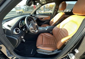 Mercedes GLC C253 SUV Facelifting 2.0 300d 245KM 2019 Mercedes-Benz GLC 2.0DieselLiftJak nowyZarejestrowany w Polsce 2.0 245KM, zdjęcie 7