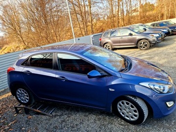 Hyundai i30 II Hatchback 3d 1.4 100KM 2013 Hyundai i30 Serwis wASO. Światła Led do jazdy, zdjęcie 3