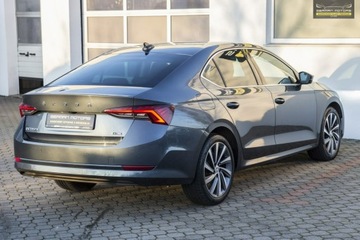 Skoda Octavia IV Liftback 1.5 TSI EVO 150KM 2022 Škoda Octavia Skoda Octavia LEDY / Kamera Cofania, zdjęcie 16