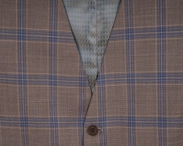 Элегантный мужской жилет в клетку бежевого цвета - 62