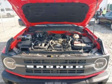 Ford 2024 Ford Bronco Black Diamond, 2024r., 4x4, 2.3L 2.3 Benzyna 275KM, zdjęcie 11