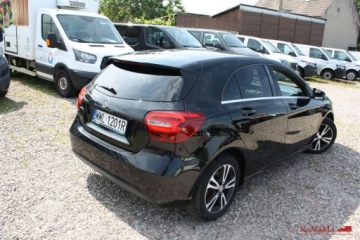 Mercedes Klasa A W176 Hatchback 5d Facelifting 160 d 90KM 2015 Mercedes-Benz Klasa A 36500vat jasny srodek zarejestrowany ekonomiczny, zdjęcie 16
