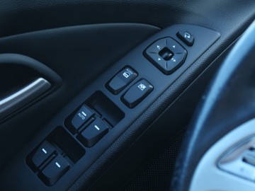 Hyundai ix35 SUV 1.6 GDI 135KM 2012 Hyundai ix35 1.6 GDI, Salon Polska, Skóra, Klima, zdjęcie 17