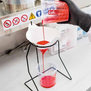COLAD kubek plastikowy z podziałką 2300 ml