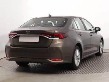 Toyota Corolla XII Sedan 1.5 VVT-i 125KM 2022 Toyota Corolla 1.5 VVT-i, Salon Polska, zdjęcie 4