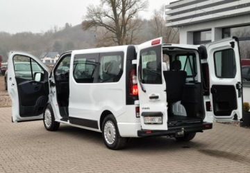 Opel Vivaro B Kombi Extra Long H1 2,9t 1.6 BiTurbo 125KM 2017 Opel Vivaro 1,6 Diesel 125km 6-Biegow Klima Serwis 9-osob 1.6 Diesel, zdjęcie 18