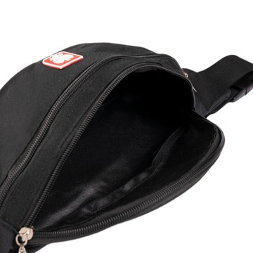 Мужская поясная сумка из ткани на молнии.