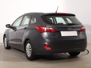 Hyundai i30 II Wagon Facelifting 1.6 CRDi 110KM 2017 Hyundai i30 1.6 CRDi, Salon Polska, Serwis ASO, zdjęcie 3