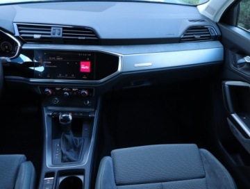 Audi Q3 II SUV 1.5 35 TFSI 150KM 2021 Audi Q3 35 TFSI, Salon Polska, Serwis ASO, zdjęcie 7