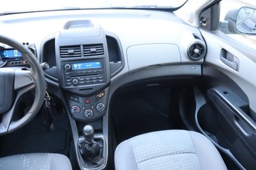 Chevrolet Aveo T300 Sedan 1.2 70KM 2013 Chevrolet Aveo 1.2 i 16V, Salon Polska, zdjęcie 7