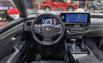 Lexus ES VII (XV70) Sedan Facelifting 300h 218KM 2024 Lexus ES 300h F Sport Dign 2.5 Hybryda 218KM, zdjęcie 7