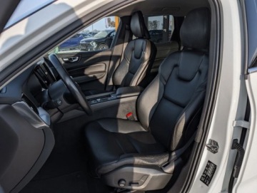 Volvo XC60 II Crossover D4 190KM 2018 Volvo XC 60 Ledy Navi Alu Kamera Serwis Gwarancja 2.0 Diesel 190KM, zdjęcie 29