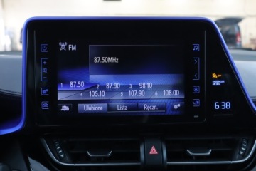 Toyota C-HR I Crossover 1.8 Hybrid 122KM 2017 Toyota C-HR 1.8 Hybrid, Salon Polska, Serwis ASO, zdjęcie 12