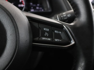 Mazda 3 III Hatchback Facelifting 2.0 SKYACTIV-G 120KM 2017 Mazda 3 klima auto navi grzane fotele kamera i, zdjęcie 28