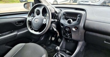 Toyota Aygo II Hatchback 3d Facelifting 1.0 VVT-i 72KM 2021 Toyota Aygo BENZYNA KLIMA 5 drzwi super oakzja POLECAMY Benzyna, zdjęcie 36