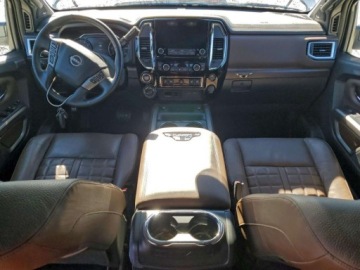 Nissan Titan 2024 Nissan Titan Pro-4x 2024 5.6 Benzyna 400KM, zdjęcie 8