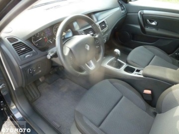 Renault Laguna III Hatchback 2.0 16v 140KM 2009 Renault Laguna Renault Laguna III NAVI PL Klimatronik Tempomat Parktronik, zdjęcie 9