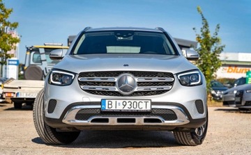 Mercedes GLC C253 2019 Mercedes-Benz GLC Mercedes-Benz Klasa GLC GLC 300 4Matic 258KM 2.0 Benzyna, zdjęcie 2