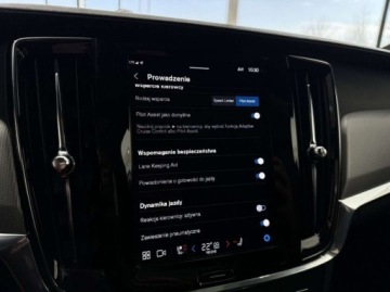 Volvo V90 II Plug-In Facelifting 2.0 T8 Plug-In Hybrid 391KM 2021 Volvo V90 T8 AWD Plug-In Hybrid R-Design HUD ACC Bowers Wilkins 2.0, zdjęcie 29