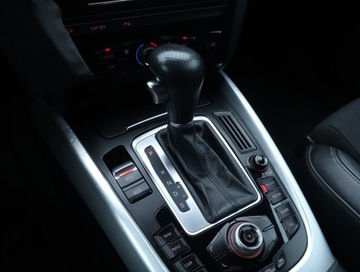 Audi Q5 I SUV 2.0 TFSI 211KM 2010 Audi Q5 2.0 TFSI, Salon Polska, 4X4, Automat, zdjęcie 11