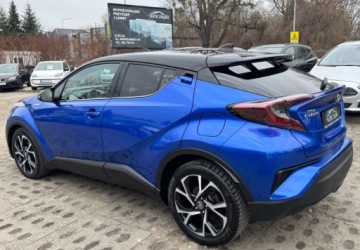 Toyota C-HR I Crossover 1.8 Hybrid 122KM 2017 Toyota C-HR Toyota C-HR 1.8 Hybryda 122KM, zdjęcie 4
