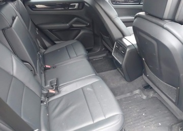 Porsche Cayenne III SUV 3.0 340KM 2023 Porsche Cayenne 2023r., Platinum Edition, 3L, od ubezpieczalni 3.0 Benzyna, zdjęcie 8