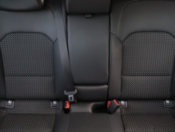 Kia XCeed PHEV 1.6 GDi Plug-in Hybrid 141KM 2020 Kia XCeed Plug-in-Hybrid, Salon Polska, zdjęcie 9